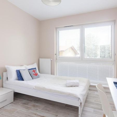 Metro Wilanowska Comfortable Apartment Varsovia Exterior foto